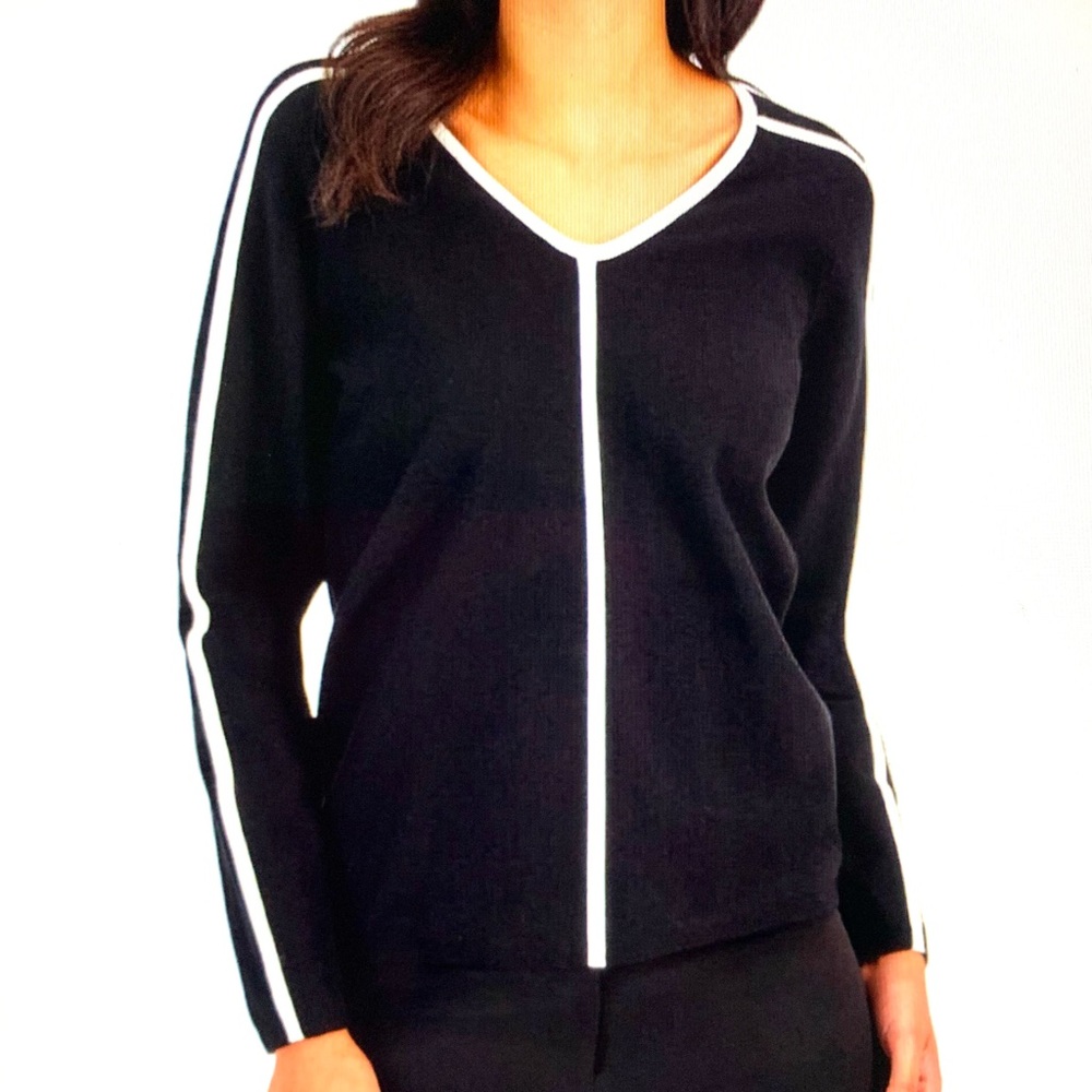Anne Klein Contrast Seam Sweater